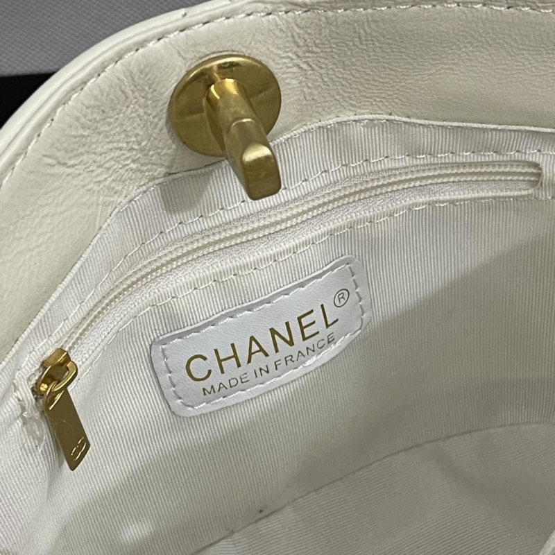 Ch**el bucket bags